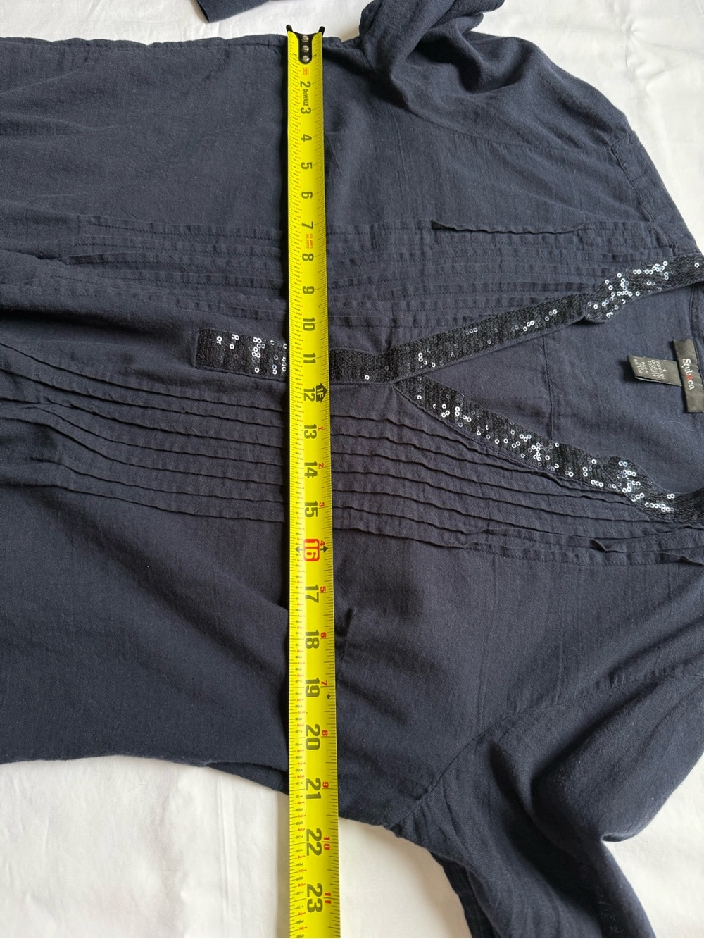 Style & Co. 100% Cotton Navy Eyelet V-Neck Tunic - Picture 3 of 6